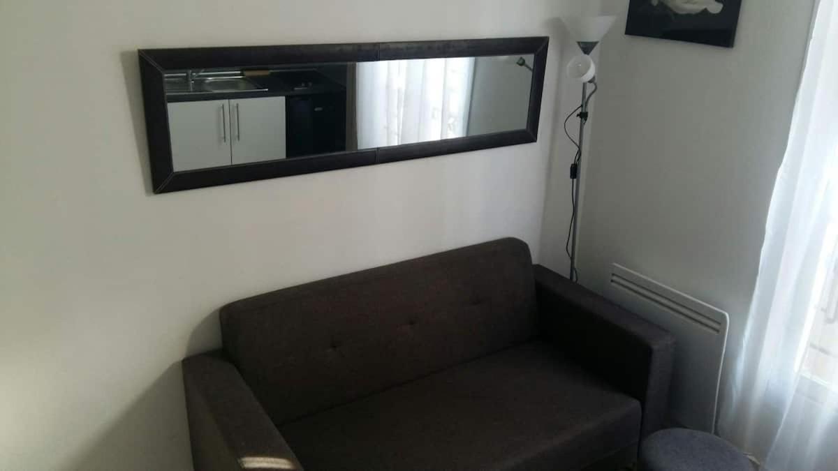 Cosy Appartement 2 Pieces 15Min Du Centre De Paris Clichy Esterno foto